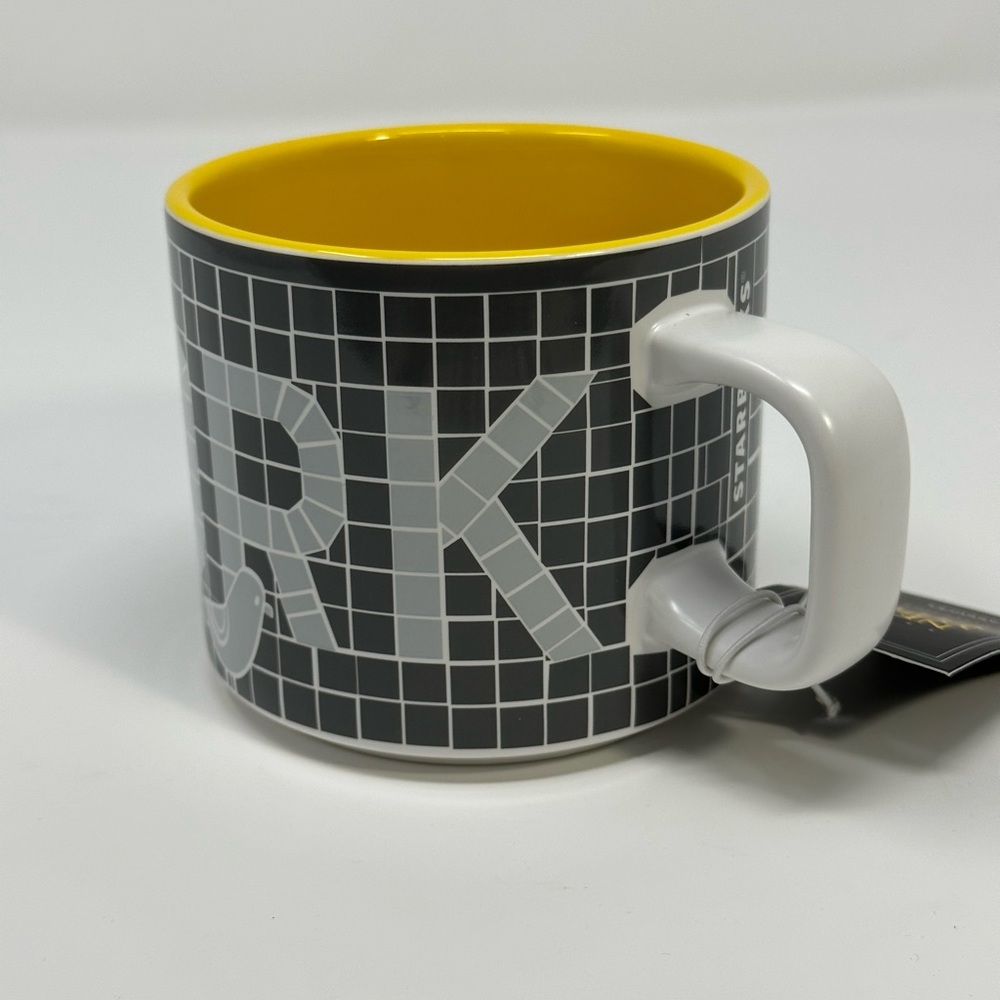 Starbucks New York City Mug Gray Tiles Pigeon NYC Tourist Subway 12oz Collect - Picture 4 of 8